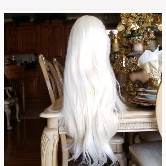 Platinum Bleach Blonde Lace Front Wig 22-24 inches - Picture 2 of 8